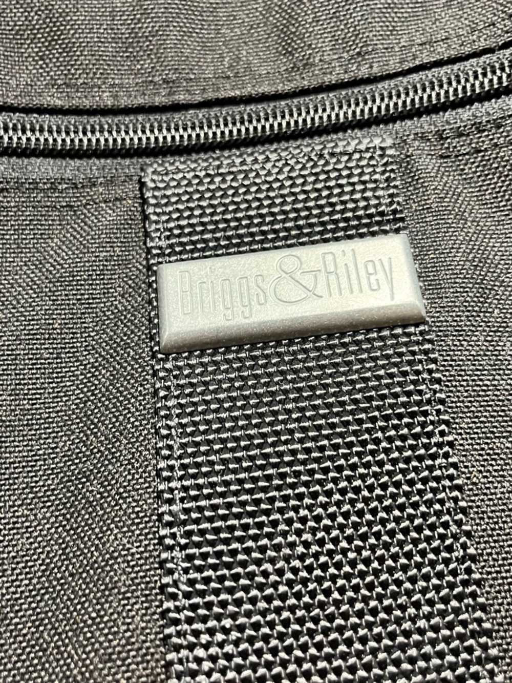 Briggs & Riley Large Toiletry Kit - Picture 2 of 7